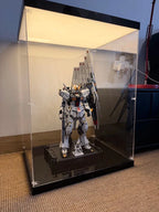 Premium aluminium metal trading card wall display frame case for Pokémon cards, MTG cards, Yu-Gi-Oh! cards, One Piece cards and sports cards, graded card wall display, PSA card frame, CGC card display, BGS slab display, One Touch magnetic holder display,